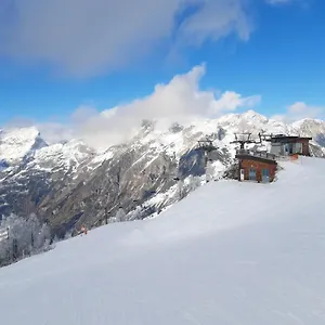 https://vor-den-toren-salzburgs.saalbachhinterglemmhotels.com