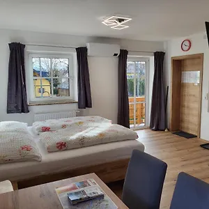 https://apartments-brunnmeisterhof.salzburghotels.net