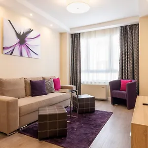 Silver Crown & Residence, Palace Quarter 3* Budapest