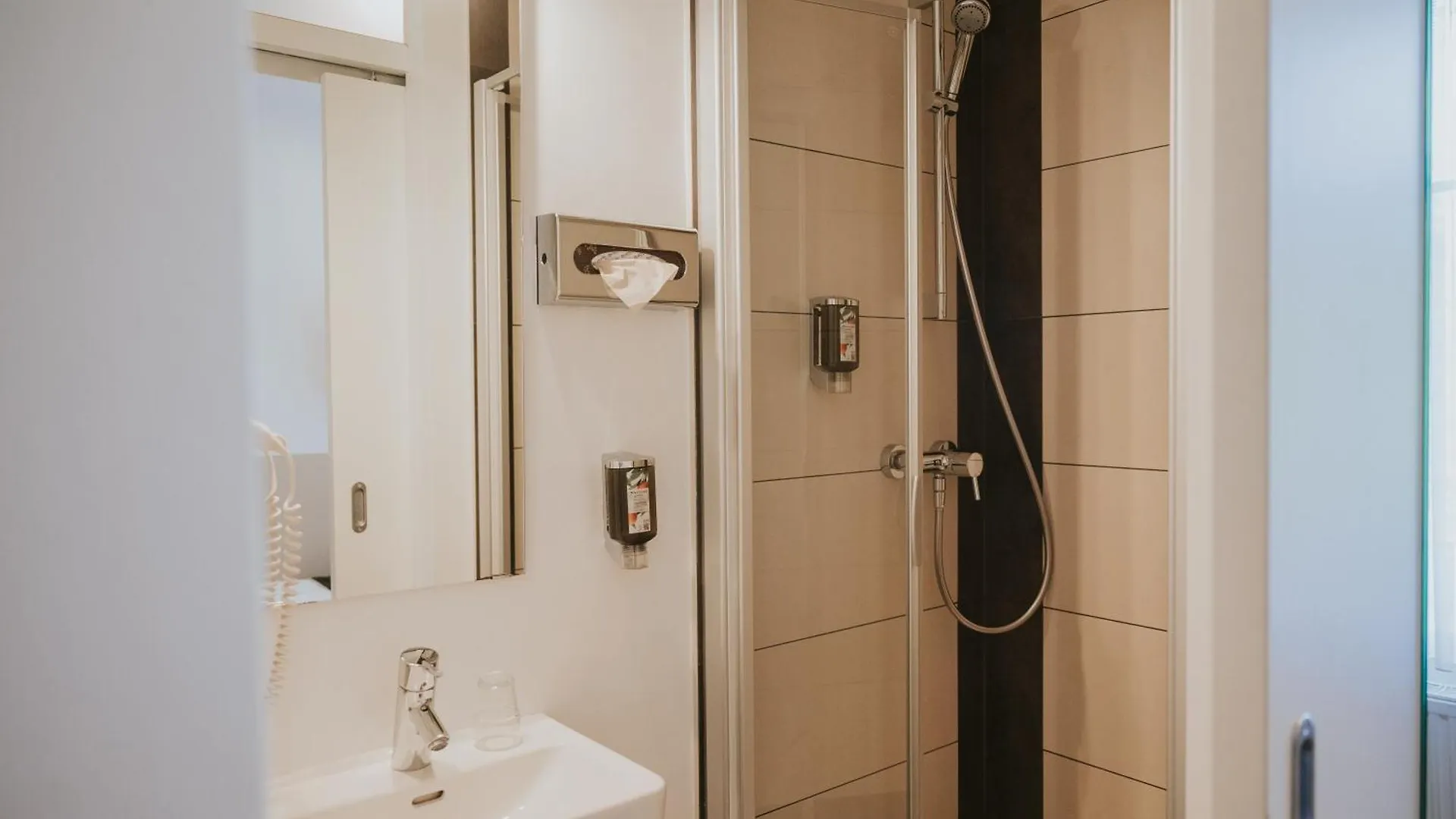 Boutiquehotel Stadthalle Vienna Hotel
